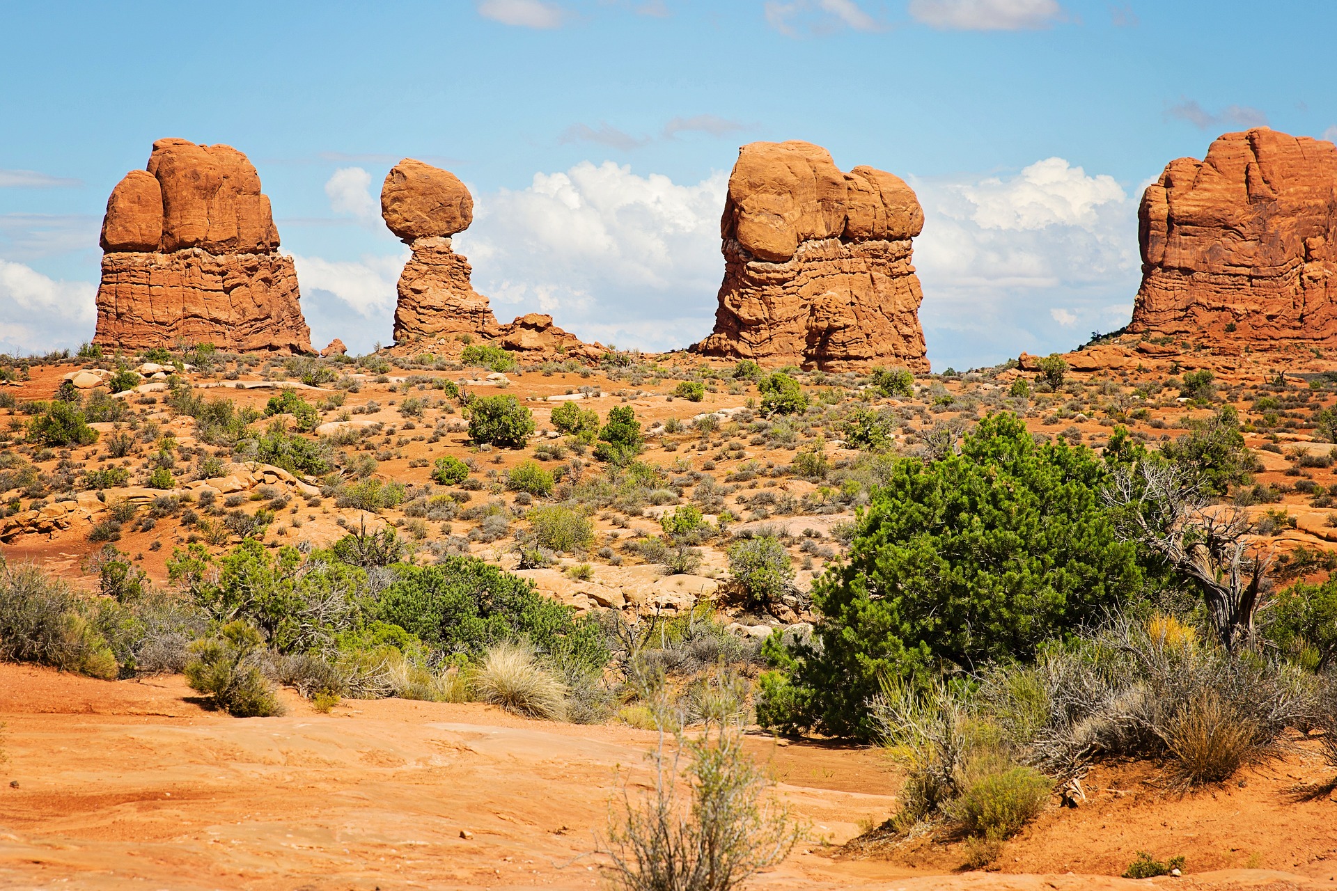 moab-g541b3167f_1920.jpg